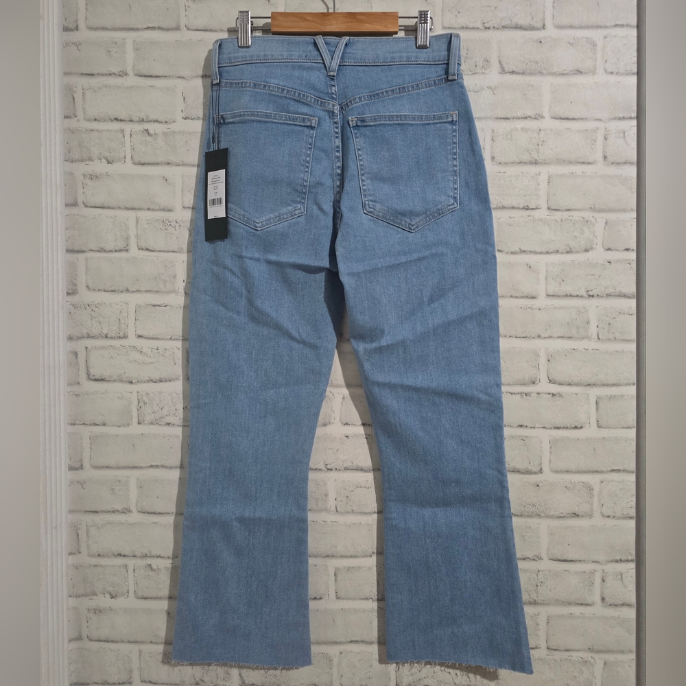 NEW Veronica Beard Carly Kick Flare Jean Light Wash‎ Size 27 - Picture 5 of 10